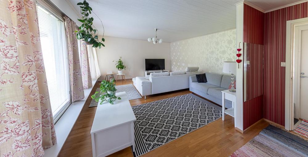 Ferienwohnung Omakotitalo Keskustan Laehellae Joensuu Exterior foto